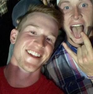 Meet your Posher, Corey